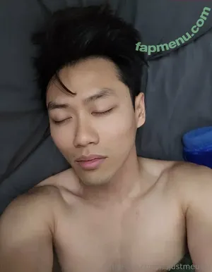 itsjustmeuwu / itsjustmewoo nude photo #0004