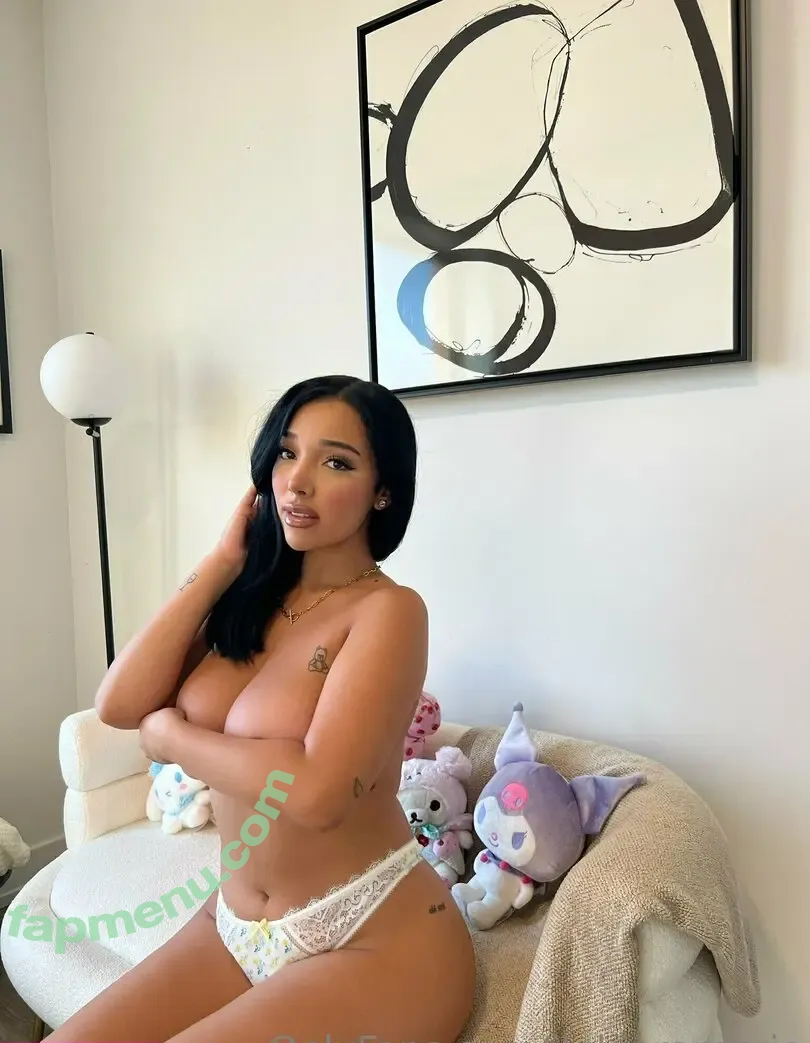 itskiaramarie nude photo #0188 (pwin.cess)