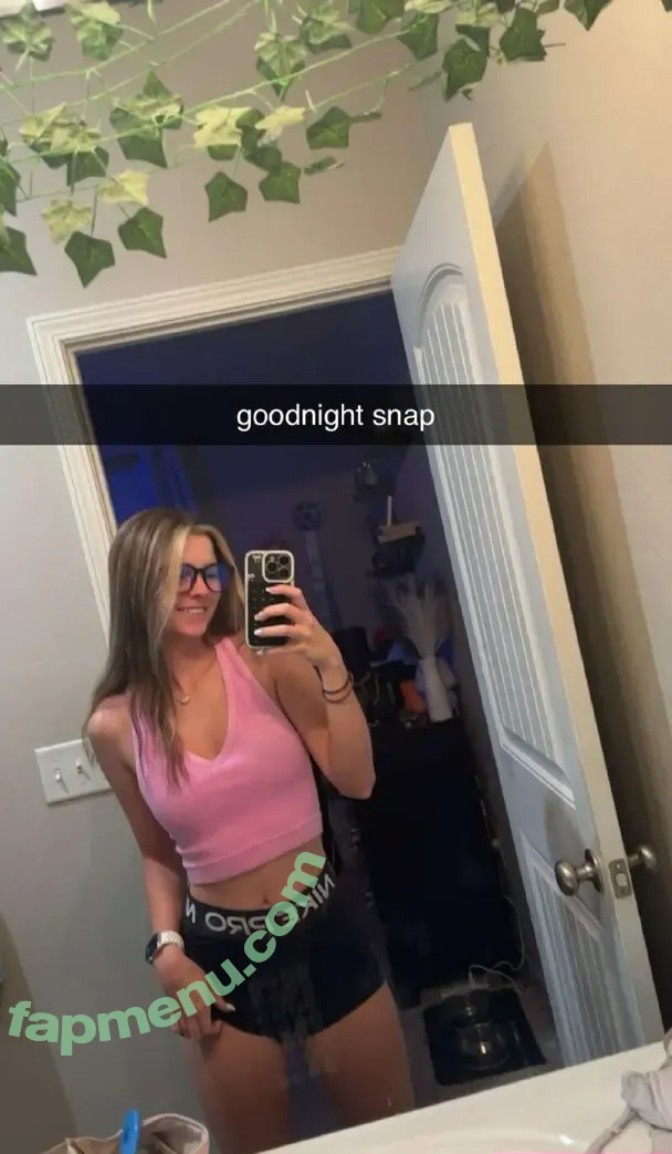 itslexismith nude photo #0005 (the_lexi_smith)