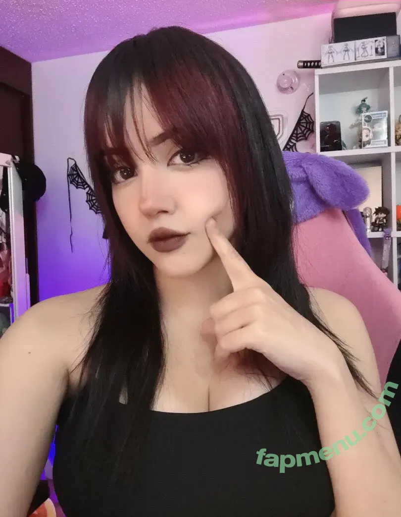 Itsmidna nude photo #0360 (Mirna Vegas / itsmidnaa)