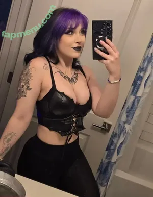 Itsqueenmanda nude photo #0095