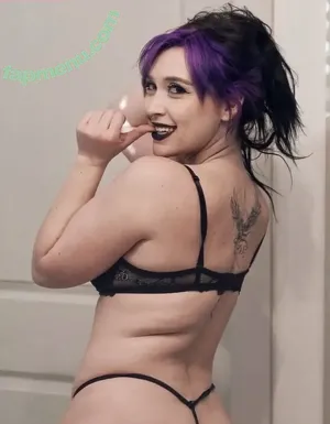Itsqueenmanda nude photo #0109