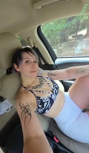 Itsqueenmanda nude photo #0329