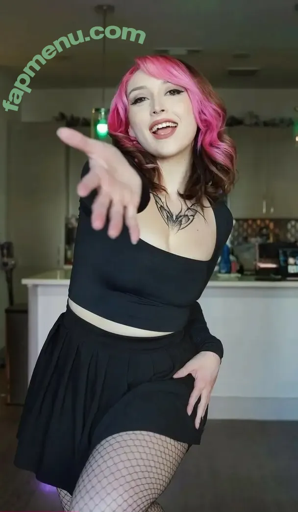 Itsqueenmanda nude photo #0089 (Itsqueenmanda)