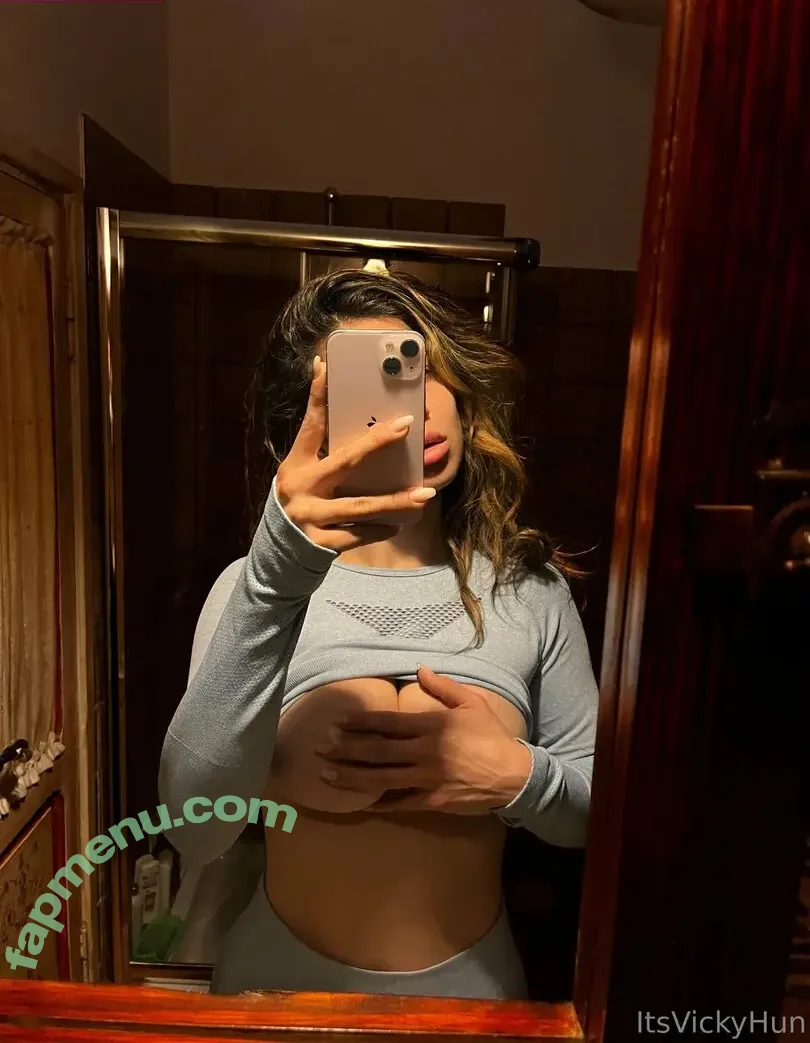 itsvickyhun nude photo #0001 (itsvickyhun)
