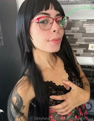  nude photo #0007