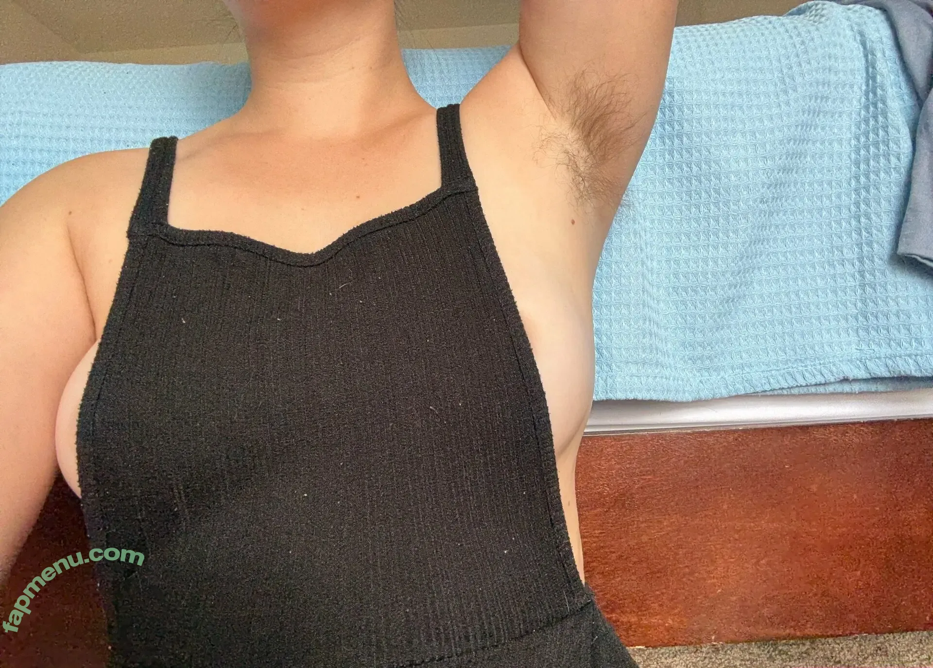 itty_b nude photo #0025 (itty__b)
