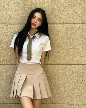 itzy.all.in.us / Shin Yu Na / Yuna ITZY / 유나 nude photo #0034