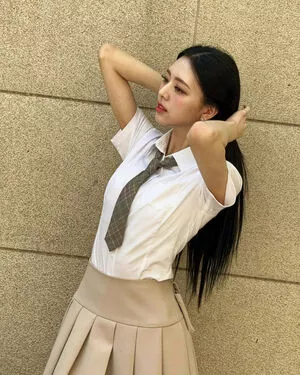 itzy.all.in.us / Shin Yu Na / Yuna ITZY / 유나 nude photo #0035