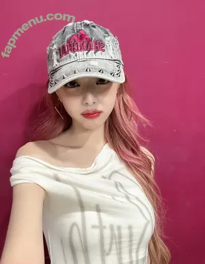 itzy.all.in.us / Shin Yu Na / Yuna ITZY / 유나 nude photo #0633