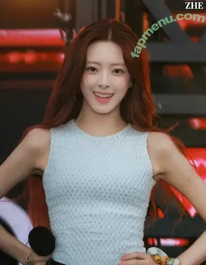 itzy.all.in.us / Shin Yu Na / Yuna ITZY / 유나 nude photo #0660