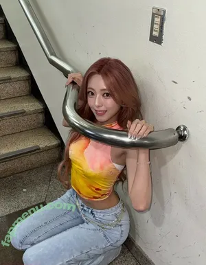 itzy.all.in.us / Shin Yu Na / Yuna ITZY / 유나 nude photo #0676