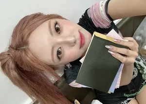 itzy.all.in.us / Shin Yu Na / Yuna ITZY / 유나 nude photo #0688