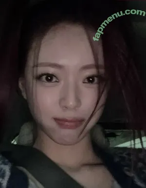itzy.all.in.us / Shin Yu Na / Yuna ITZY / 유나 nude photo #0705