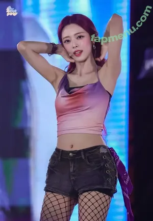 itzy.all.in.us / Shin Yu Na / Yuna ITZY / 유나 nude photo #0721