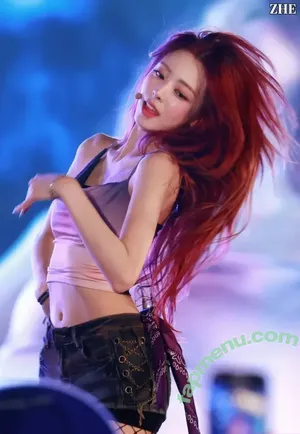 itzy.all.in.us / Shin Yu Na / Yuna ITZY / 유나 nude photo #0722