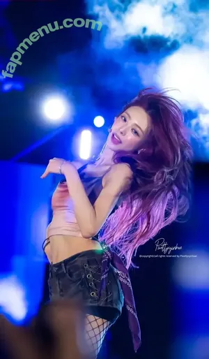 itzy.all.in.us / Shin Yu Na / Yuna ITZY / 유나 nude photo #0730