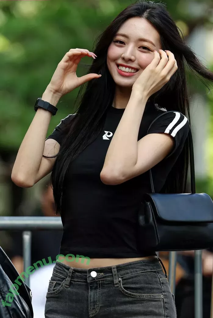 itzy.all.in.us nude photo #0046 (Shin Yu Na / Yuna ITZY / 유나)