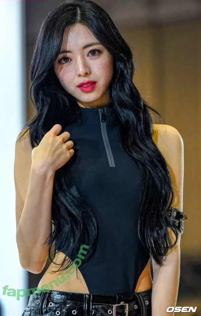 itzy.all.in.us nude photo #0063 (Shin Yu Na / Yuna ITZY / 유나)