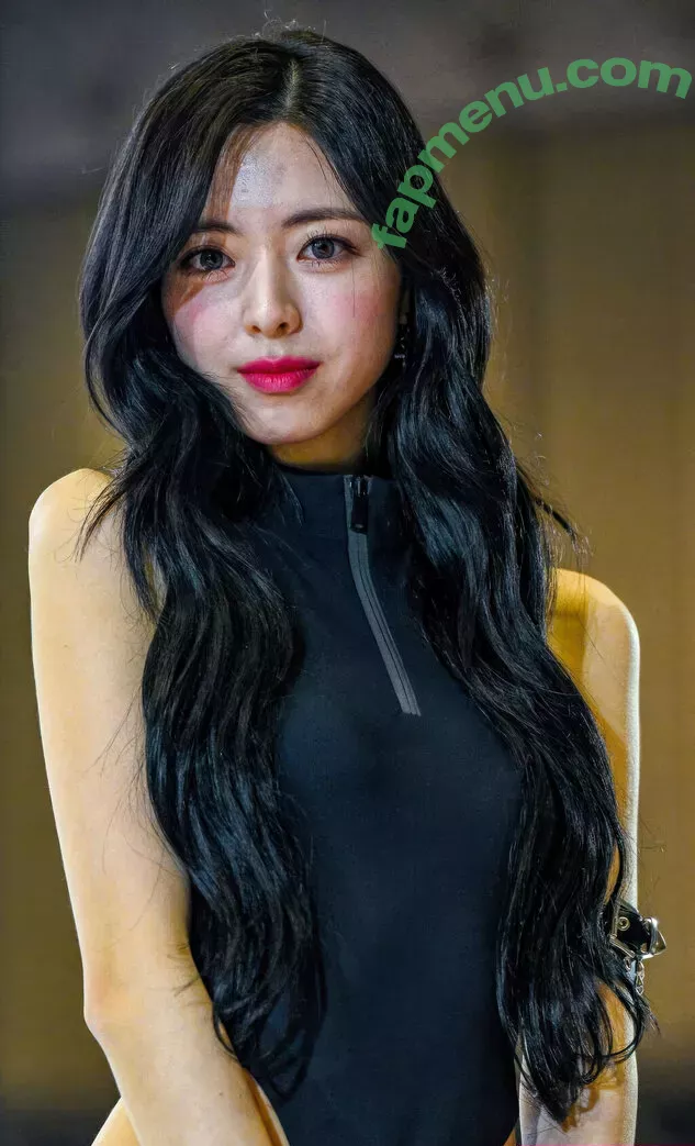 itzy.all.in.us nude photo #0064 (Shin Yu Na / Yuna ITZY / 유나)
