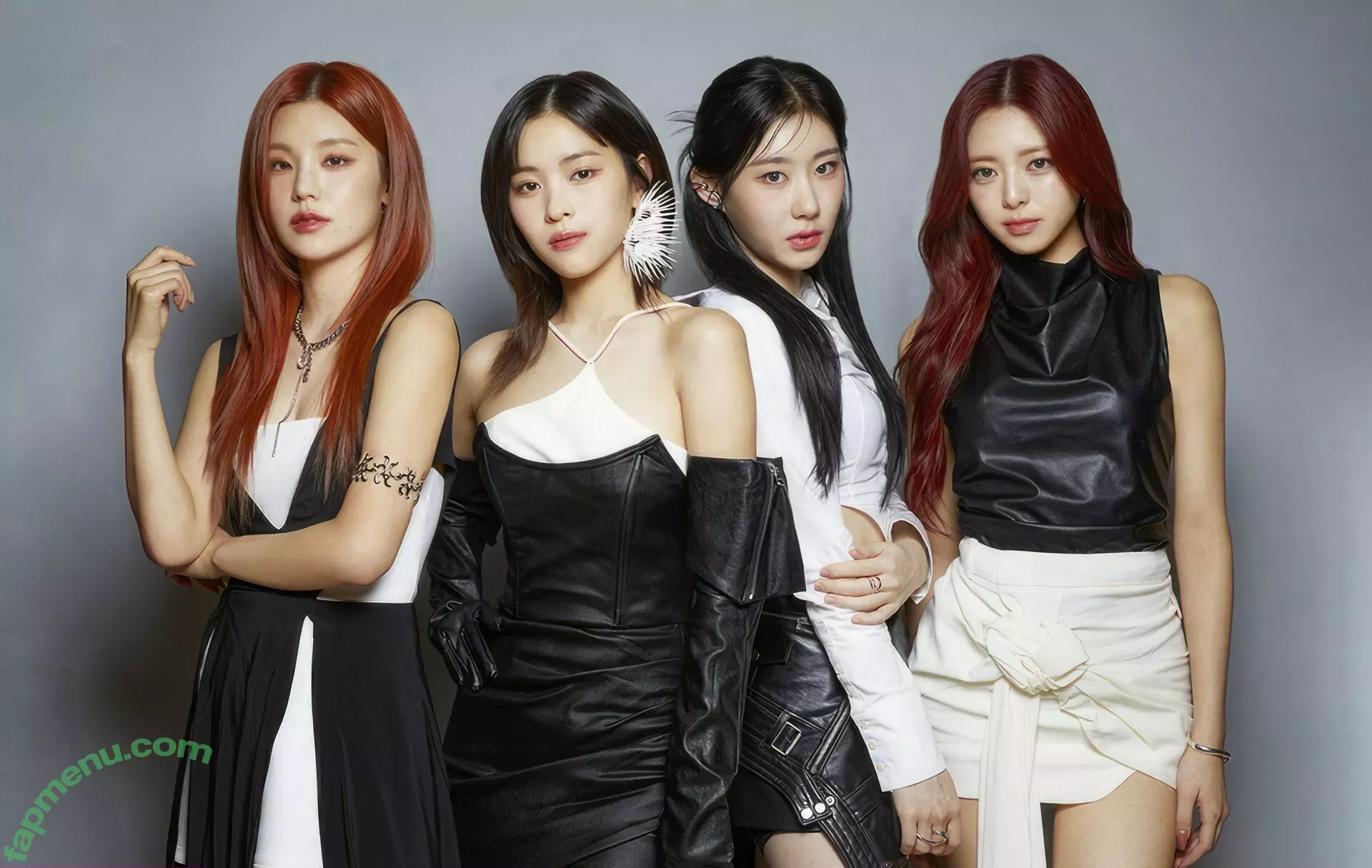 itzy.all.in.us nude photo #0120 (Shin Yu Na / Yuna ITZY / 유나)