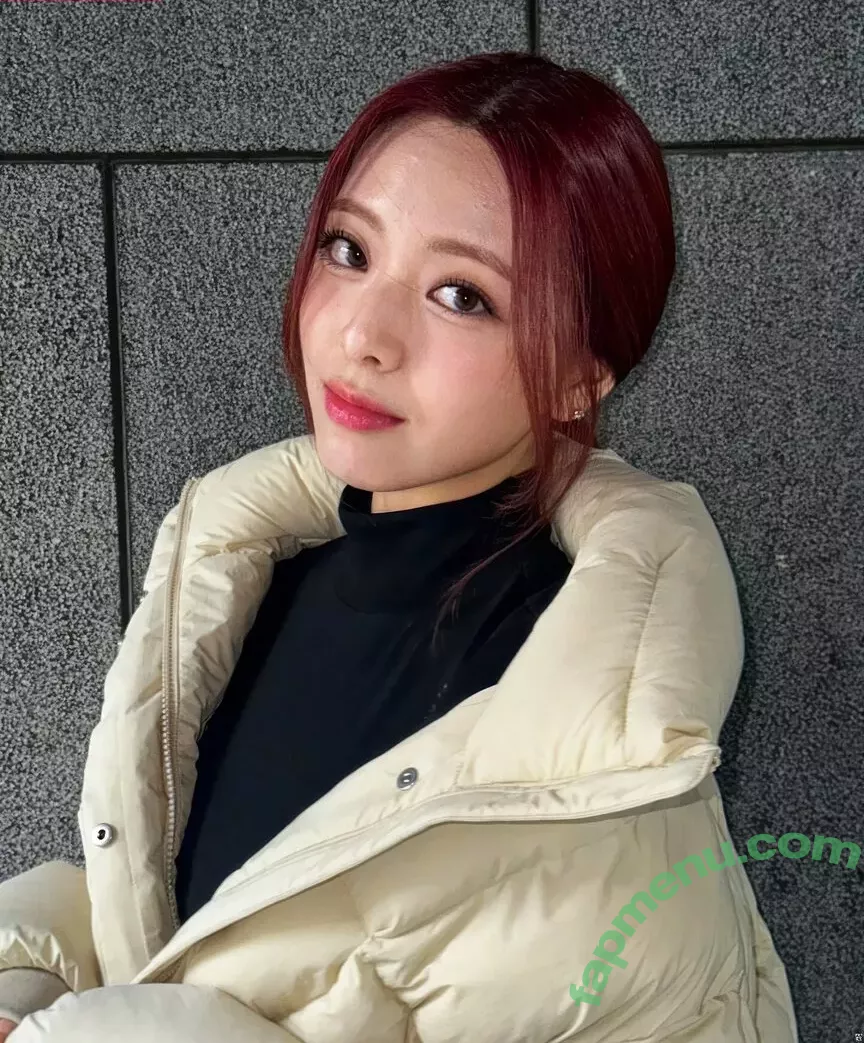 itzy.all.in.us nude photo #0122 (Shin Yu Na / Yuna ITZY / 유나)