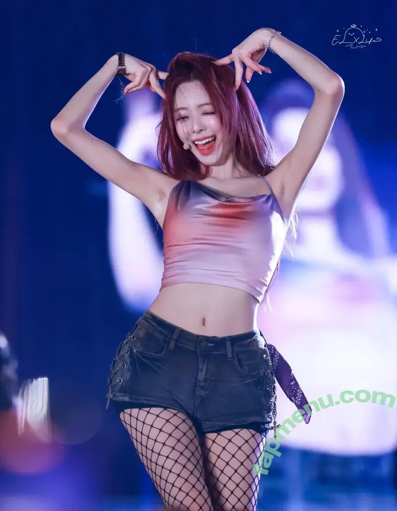 itzy.all.in.us nude photo #0719 (Shin Yu Na / Yuna ITZY / 유나)