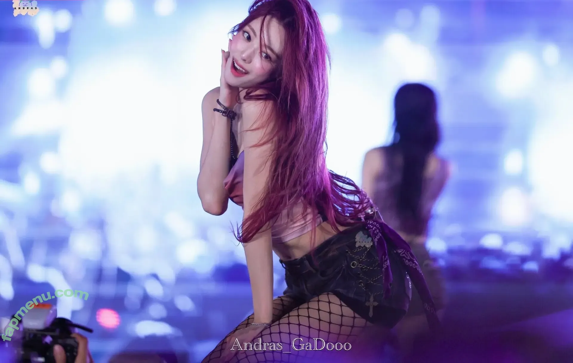 itzy.all.in.us nude photo #0731 (Shin Yu Na / Yuna ITZY / 유나)