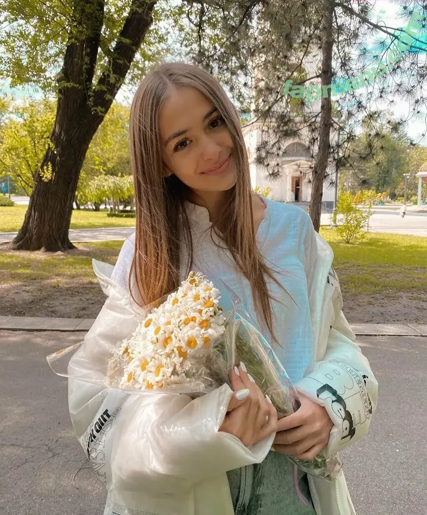 Iuliana Beregoi nude photo #0093 (iulianaberegoiofficial)
