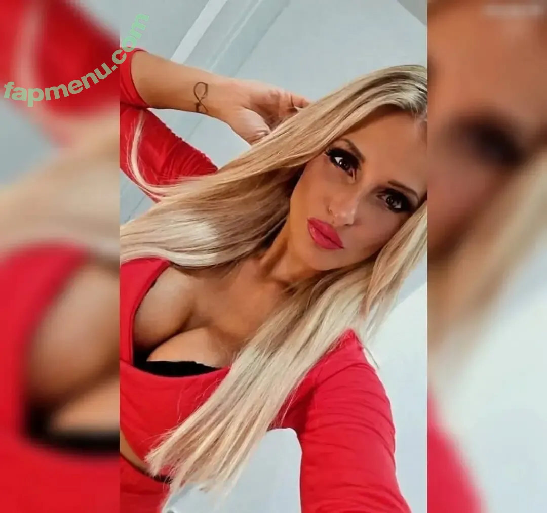 Iva Blondie nude photo #0002 (Iva Blondie)