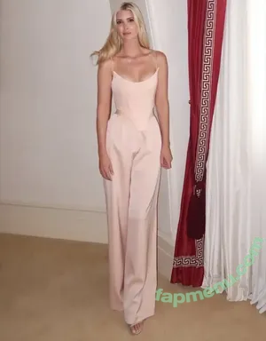 Ivanka Trump / IvankaTrump nude photo #0823