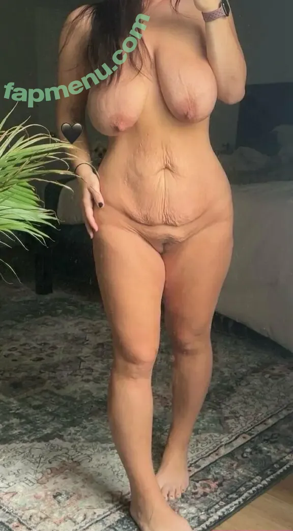 ivygxoxo nude photo #0042 (pingvin_na_steroidima)