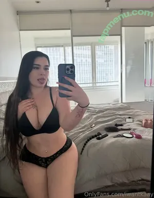  nude photo #0002