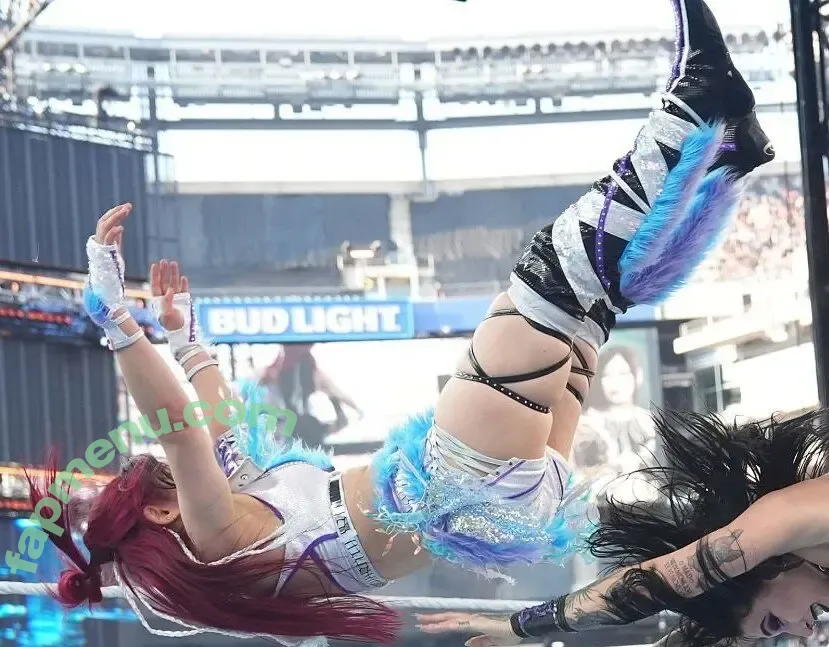 Iyo Sky nude photo #0855 (Io Shirai / iyoaghedo)