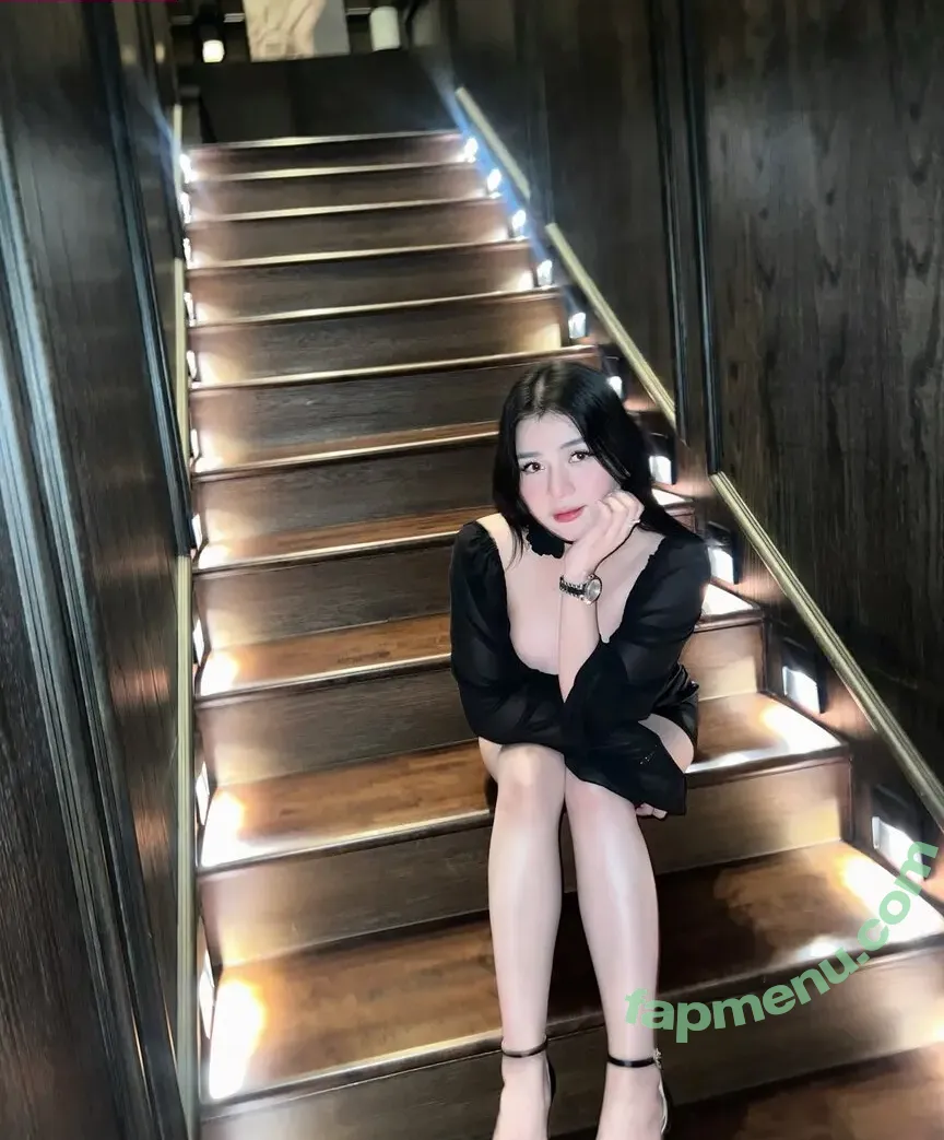 izepyn nude photo #0009 (izepyn)