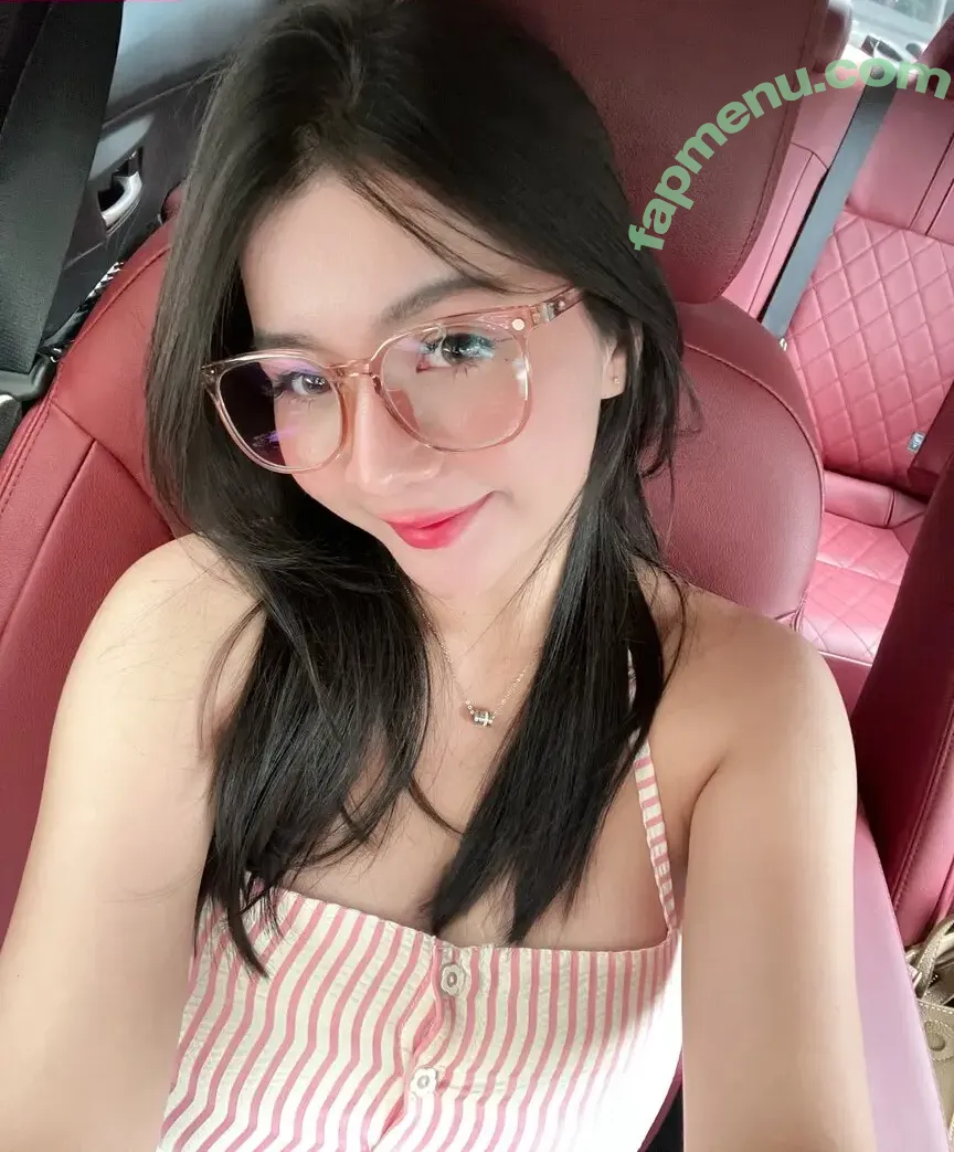 izepyn nude photo #0011 (izepyn)