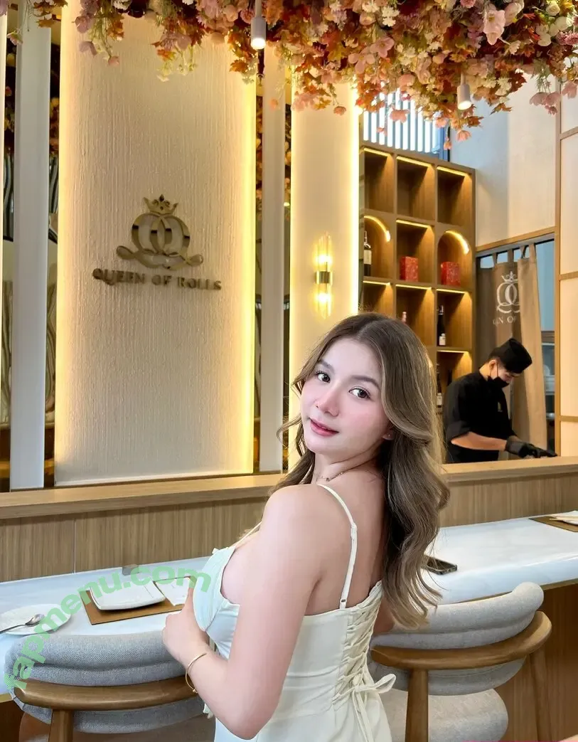 izepyn nude photo #0031 (izepyn)