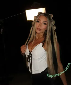 Izzi Dame / WWE NXT / izzi_bee / izzi_wwe nude photo #0167