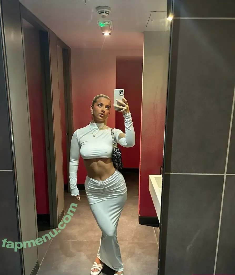 IzzyTaffs nude photo #0035 (Isabel Taffs / izzytaffs_x)