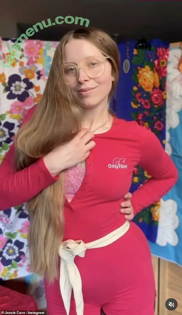 J Jessie Cave nude photo #0008 (J Jessie Cave)