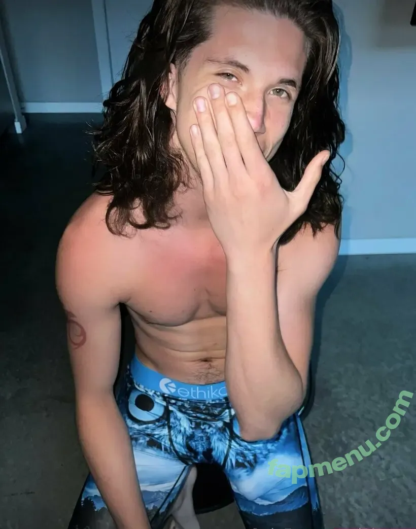 j2krazy nude photo #0007 (j2krazy.__)