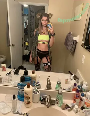 J3ssticless / _justjessiiii nude photo #0003