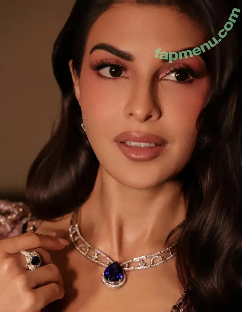 Jacqueline Fernandez nude photo #0019 (jacquelienefernandez)