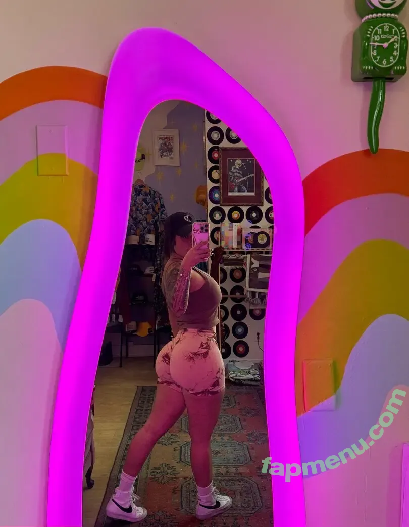 jacquelinetv nude photo #0021 (jacquelienefernandez)