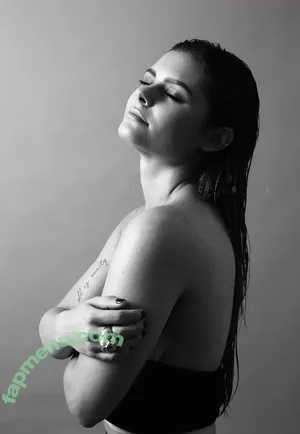  nude photo #0006