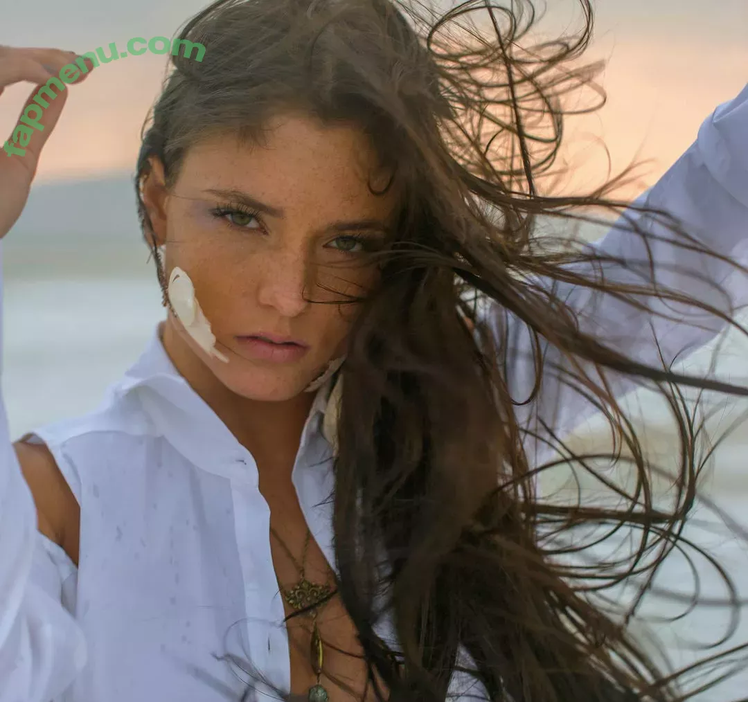Jade Chynoweth nude photo #0125 (jadebug98)