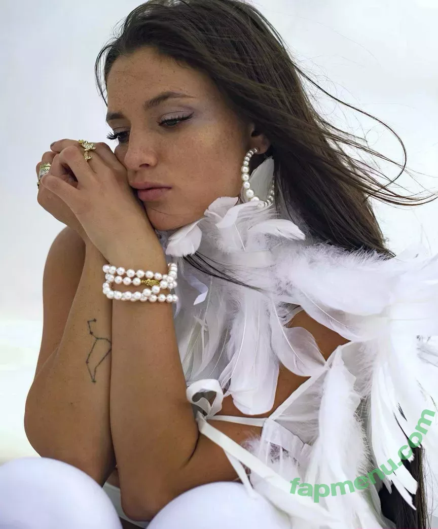 Jade Chynoweth nude photo #0145 (jadebug98)