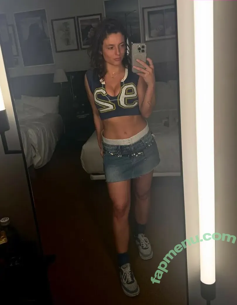 Jade Chynoweth nude photo #0758 (jadebug98)