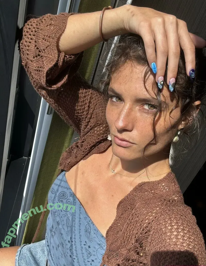 Jade Chynoweth nude photo #0770 (jadebug98)