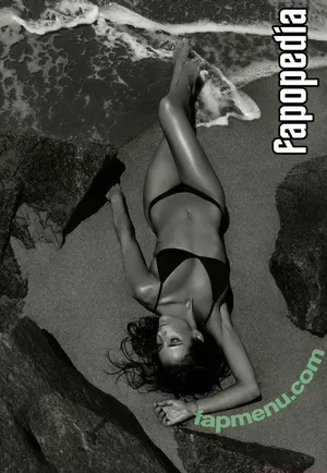 Jade Leboeuf / Jade Lebœuf / jade_leboeuf nude photo #0008